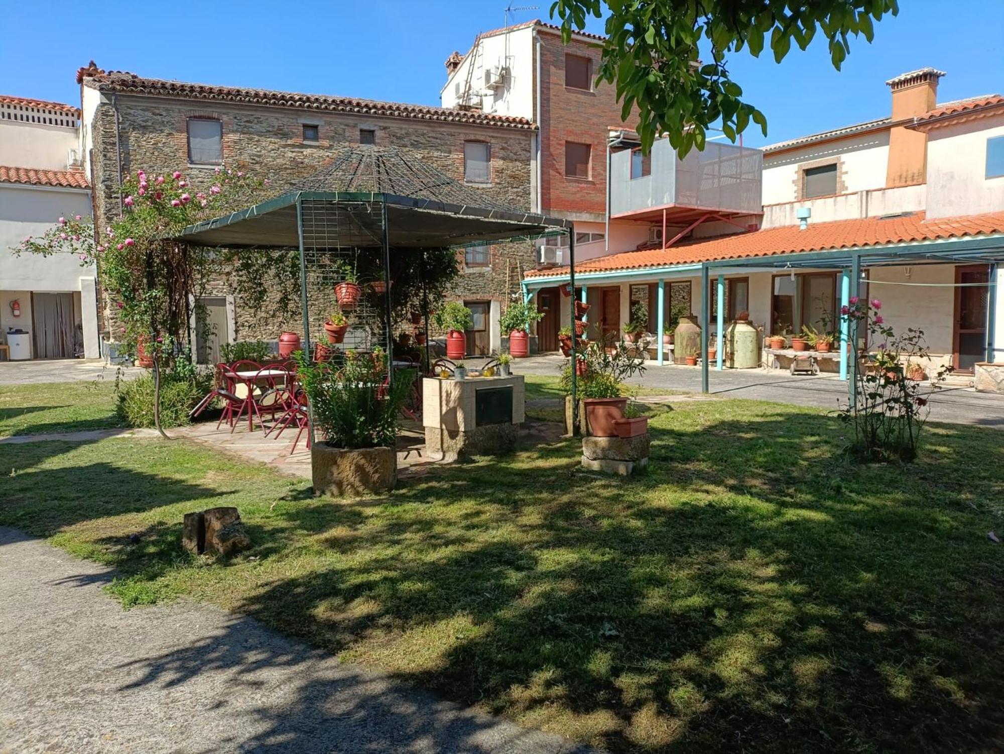 Casa Rural Del Corral マルパルティダ・デ・プラセンシア エクステリア 写真