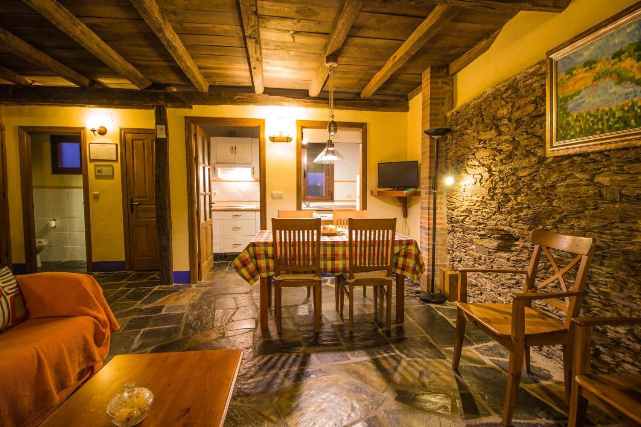 Casa Rural Del Corral マルパルティダ・デ・プラセンシア エクステリア 写真