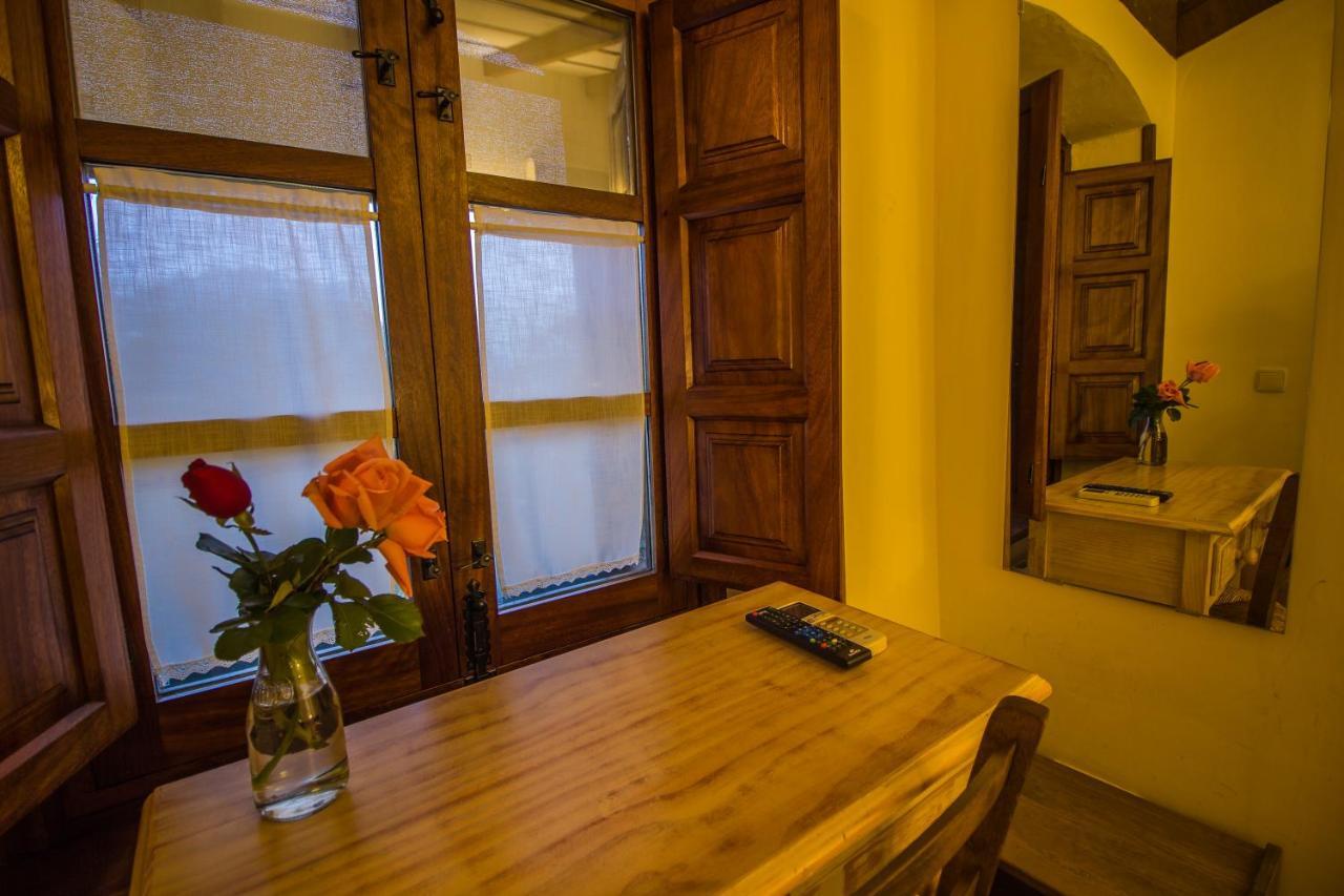 Casa Rural Del Corral マルパルティダ・デ・プラセンシア エクステリア 写真