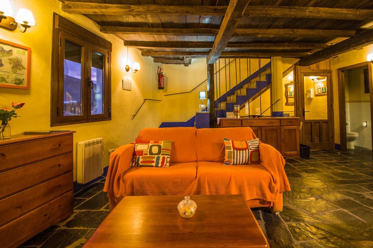Casa Rural Del Corral マルパルティダ・デ・プラセンシア エクステリア 写真